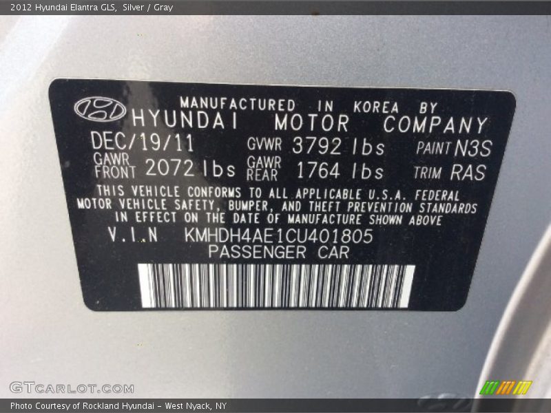 Silver / Gray 2012 Hyundai Elantra GLS