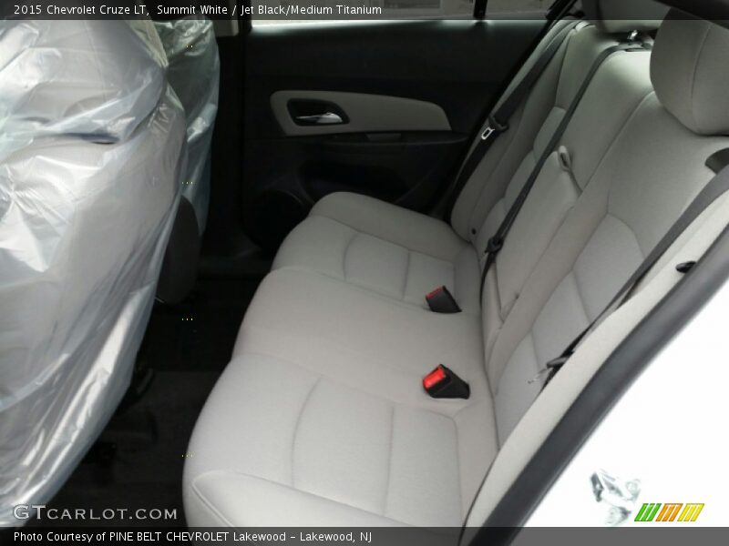 Summit White / Jet Black/Medium Titanium 2015 Chevrolet Cruze LT