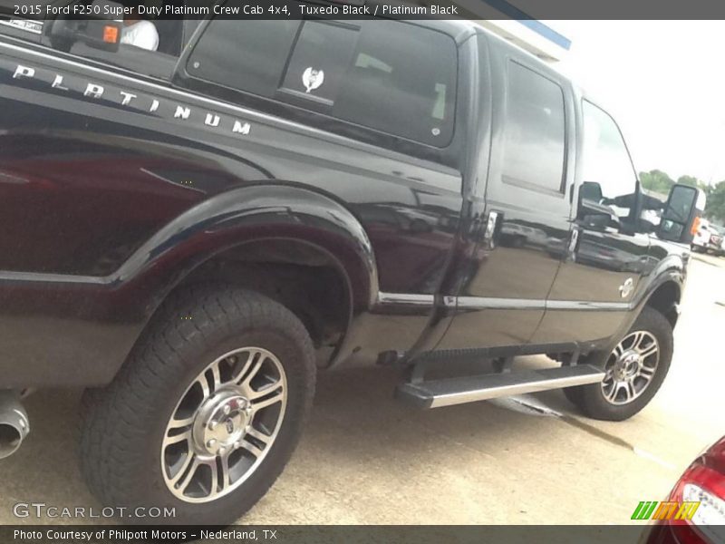 Tuxedo Black / Platinum Black 2015 Ford F250 Super Duty Platinum Crew Cab 4x4
