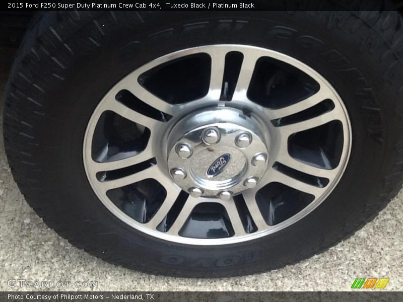 Tuxedo Black / Platinum Black 2015 Ford F250 Super Duty Platinum Crew Cab 4x4