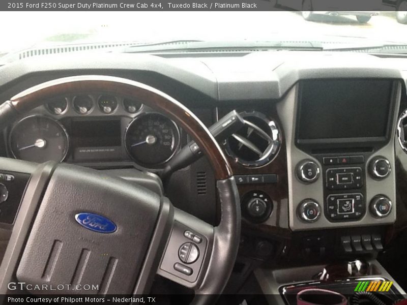 Tuxedo Black / Platinum Black 2015 Ford F250 Super Duty Platinum Crew Cab 4x4