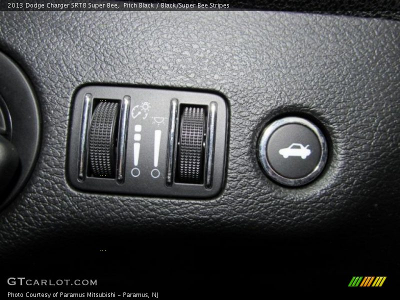 Pitch Black / Black/Super Bee Stripes 2013 Dodge Charger SRT8 Super Bee