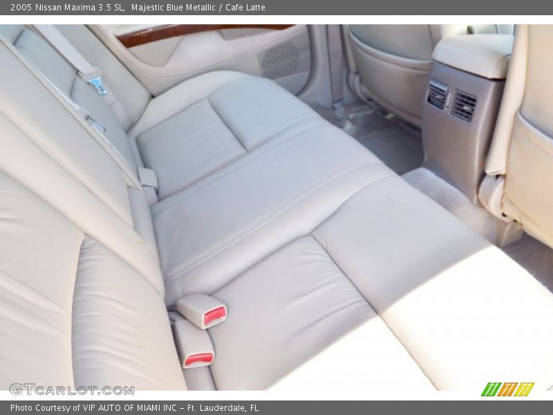 Majestic Blue Metallic / Cafe Latte 2005 Nissan Maxima 3.5 SL