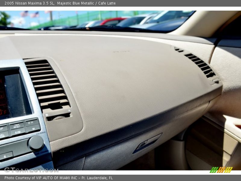 Majestic Blue Metallic / Cafe Latte 2005 Nissan Maxima 3.5 SL