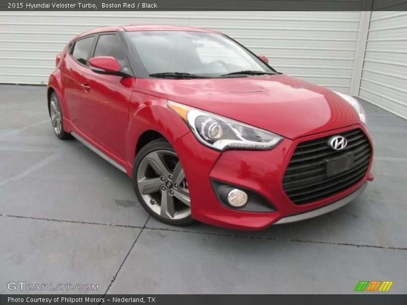 Front 3/4 View of 2015 Veloster Turbo