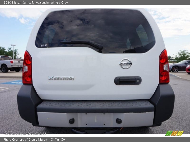 Avalanche White / Gray 2010 Nissan Xterra S
