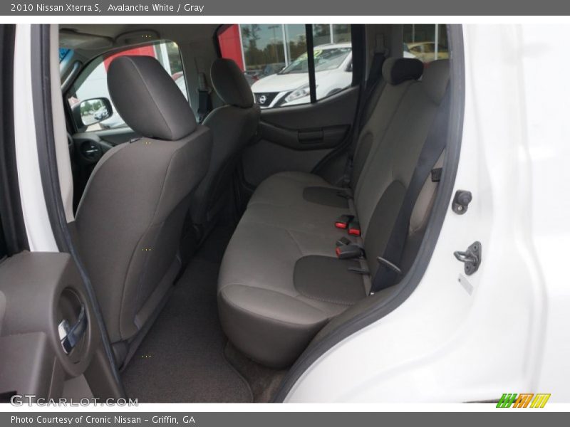 Avalanche White / Gray 2010 Nissan Xterra S