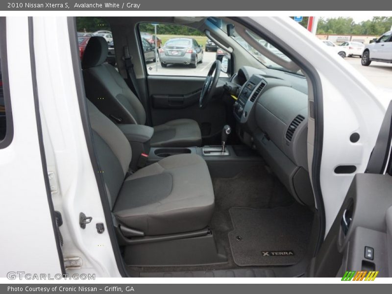 Avalanche White / Gray 2010 Nissan Xterra S