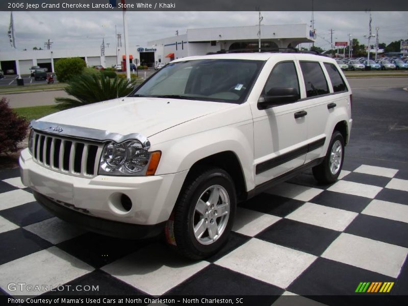 Stone White / Khaki 2006 Jeep Grand Cherokee Laredo