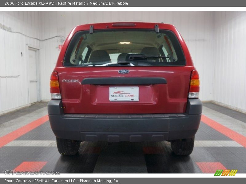 Redfire Metallic / Medium/Dark Pebble 2006 Ford Escape XLS 4WD