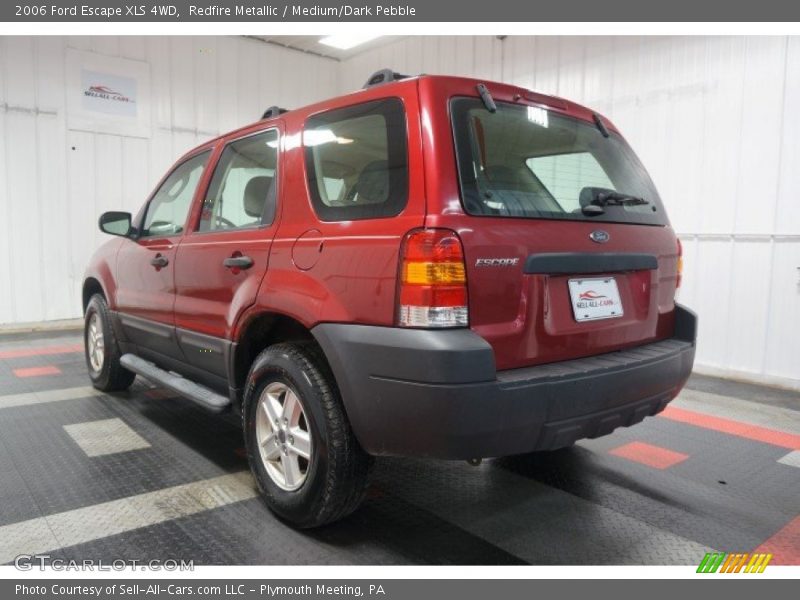 Redfire Metallic / Medium/Dark Pebble 2006 Ford Escape XLS 4WD