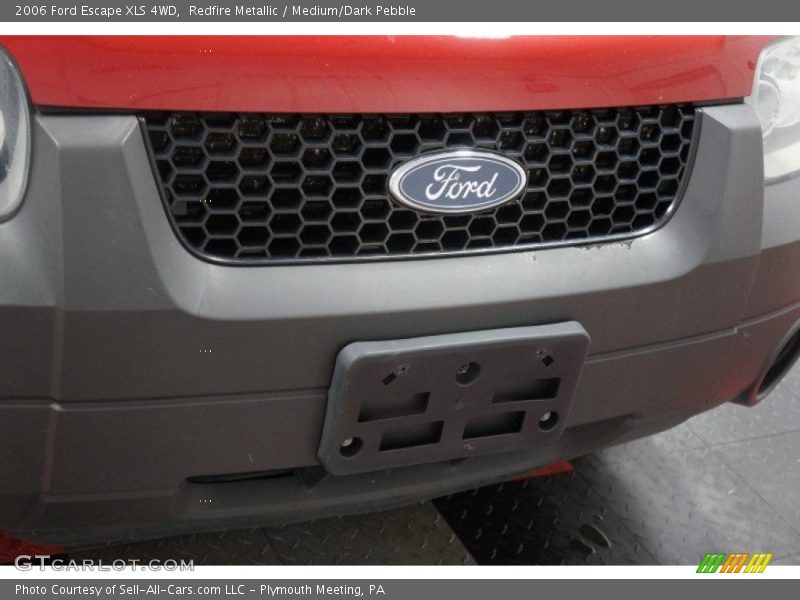 Redfire Metallic / Medium/Dark Pebble 2006 Ford Escape XLS 4WD