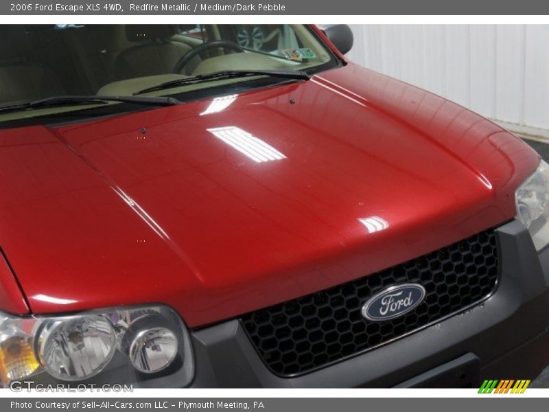 Redfire Metallic / Medium/Dark Pebble 2006 Ford Escape XLS 4WD