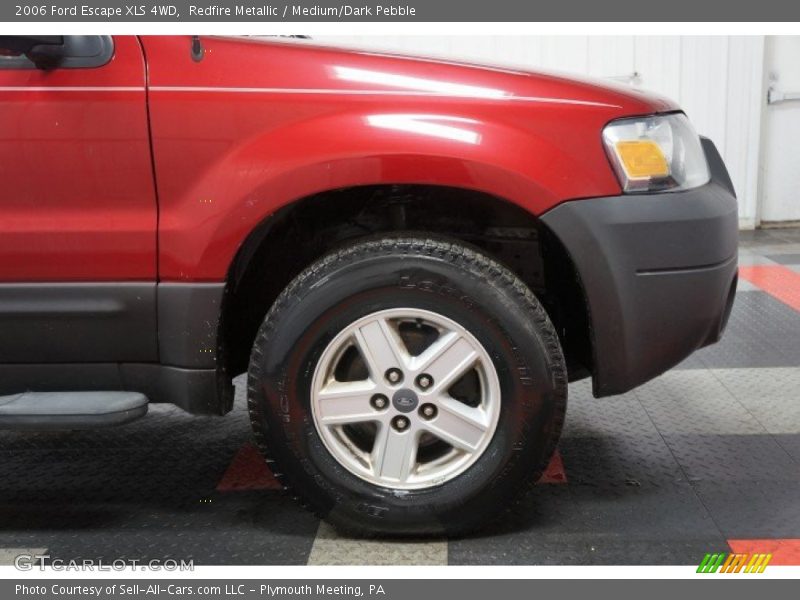 Redfire Metallic / Medium/Dark Pebble 2006 Ford Escape XLS 4WD