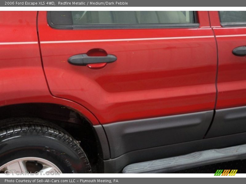 Redfire Metallic / Medium/Dark Pebble 2006 Ford Escape XLS 4WD