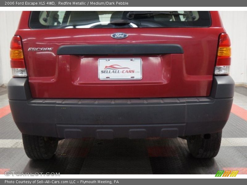 Redfire Metallic / Medium/Dark Pebble 2006 Ford Escape XLS 4WD