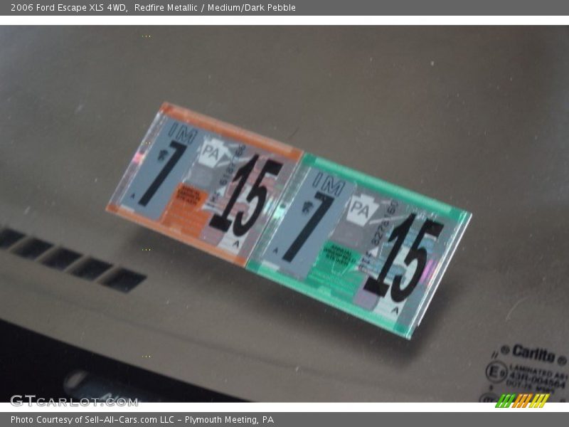 Redfire Metallic / Medium/Dark Pebble 2006 Ford Escape XLS 4WD