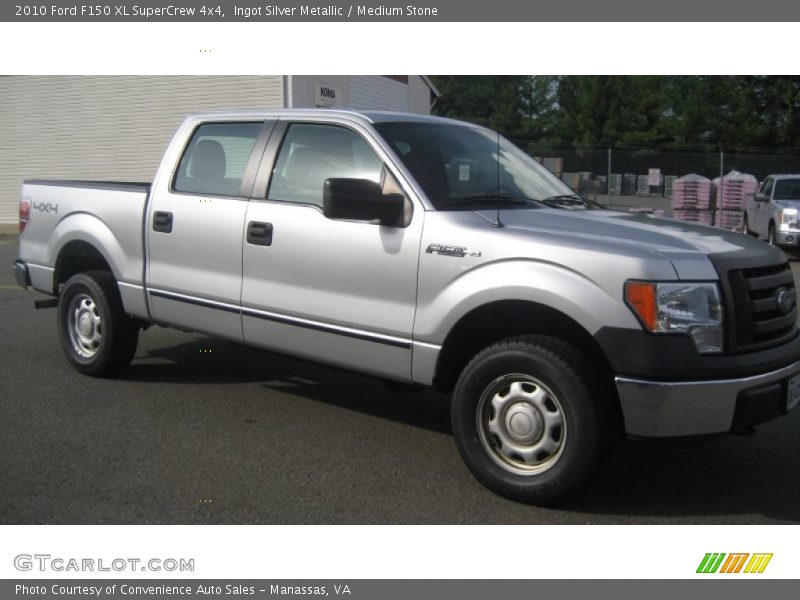 Front 3/4 View of 2010 F150 XL SuperCrew 4x4
