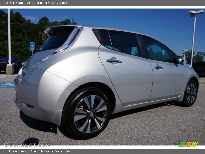 Brilliant Silver / Black 2015 Nissan LEAF S