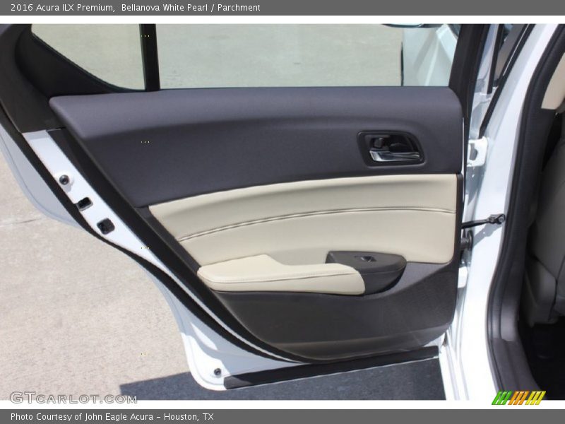 Bellanova White Pearl / Parchment 2016 Acura ILX Premium
