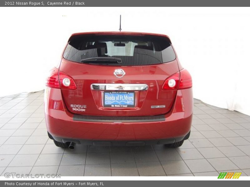 Cayenne Red / Black 2012 Nissan Rogue S