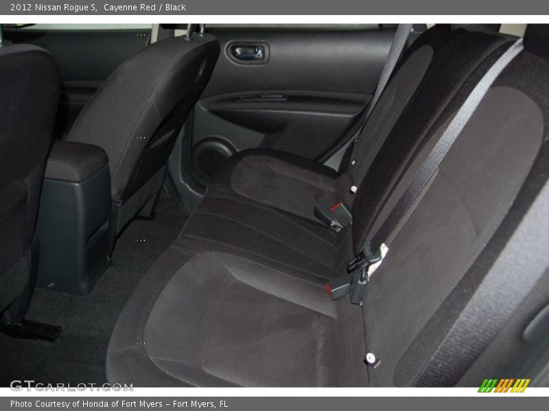 Cayenne Red / Black 2012 Nissan Rogue S