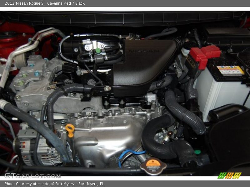 Cayenne Red / Black 2012 Nissan Rogue S