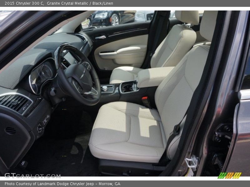 Granite Crystal Metallic / Black/Linen 2015 Chrysler 300 C