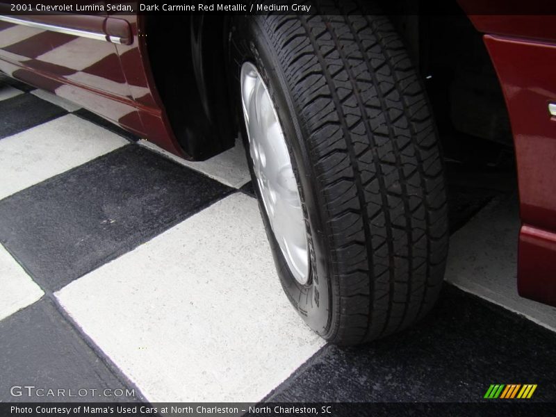 Dark Carmine Red Metallic / Medium Gray 2001 Chevrolet Lumina Sedan