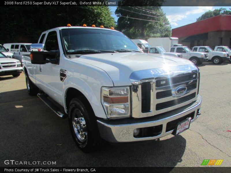 Oxford White / Camel 2008 Ford F250 Super Duty XLT SuperCab