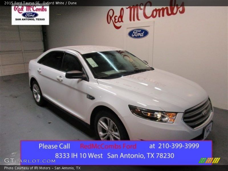 Oxford White / Dune 2015 Ford Taurus SE