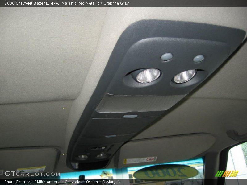 Majestic Red Metallic / Graphite Gray 2000 Chevrolet Blazer LS 4x4