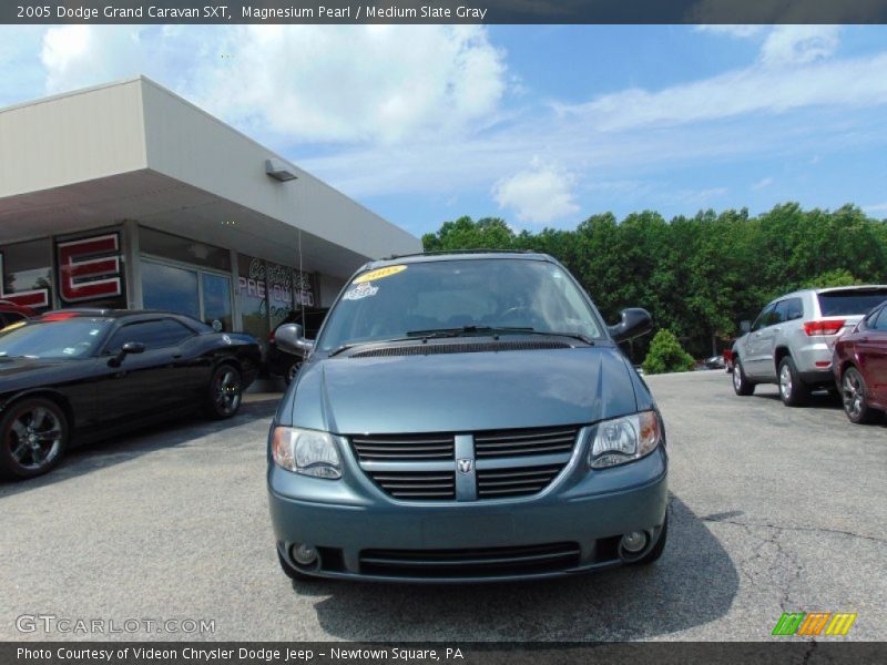 Magnesium Pearl / Medium Slate Gray 2005 Dodge Grand Caravan SXT