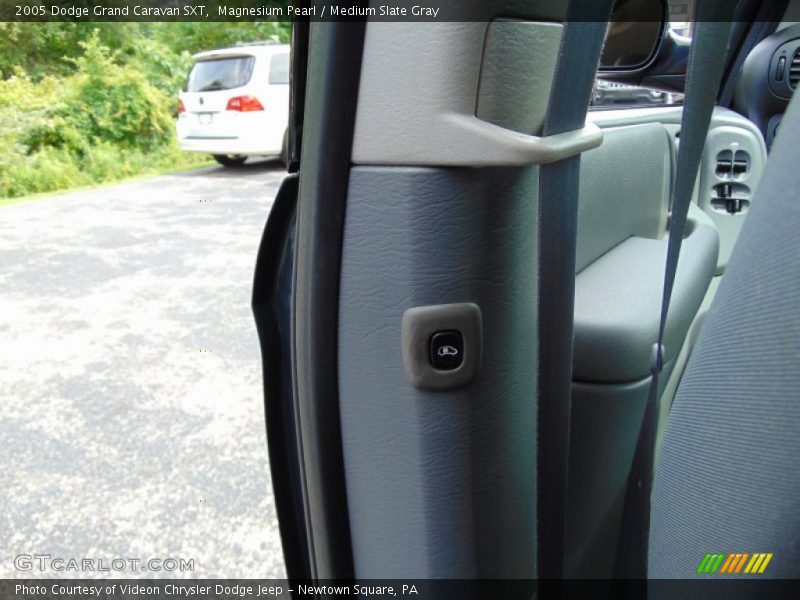 Magnesium Pearl / Medium Slate Gray 2005 Dodge Grand Caravan SXT