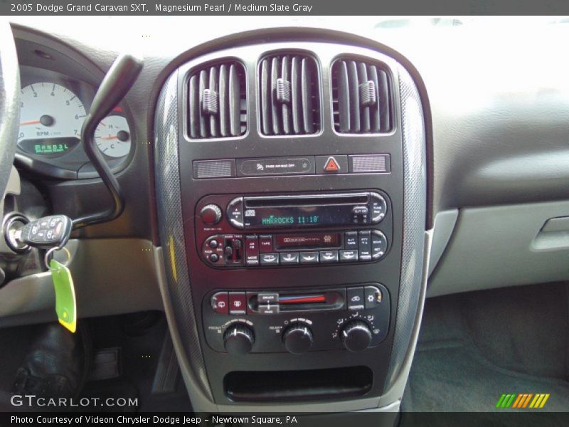 Magnesium Pearl / Medium Slate Gray 2005 Dodge Grand Caravan SXT
