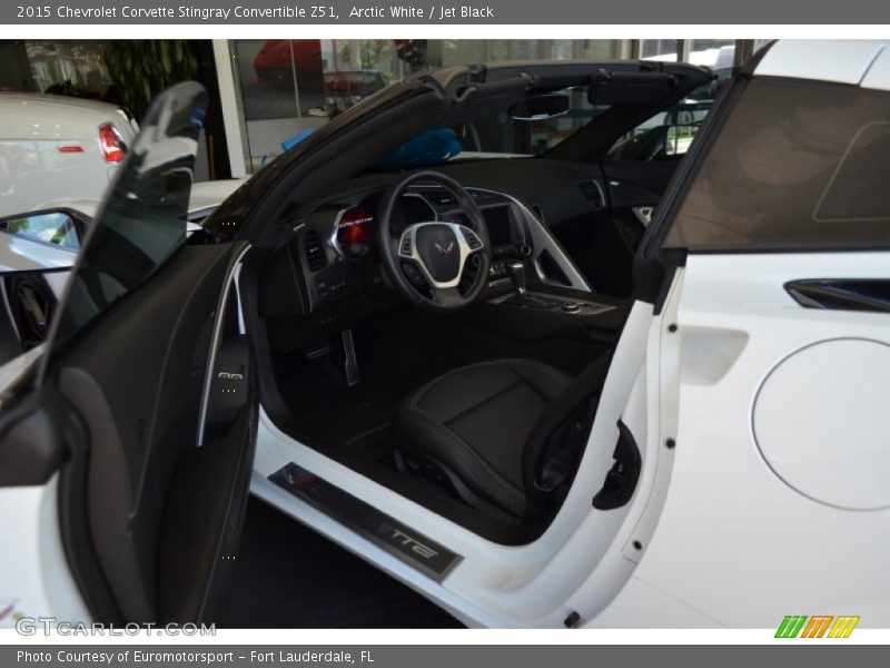 Arctic White / Jet Black 2015 Chevrolet Corvette Stingray Convertible Z51