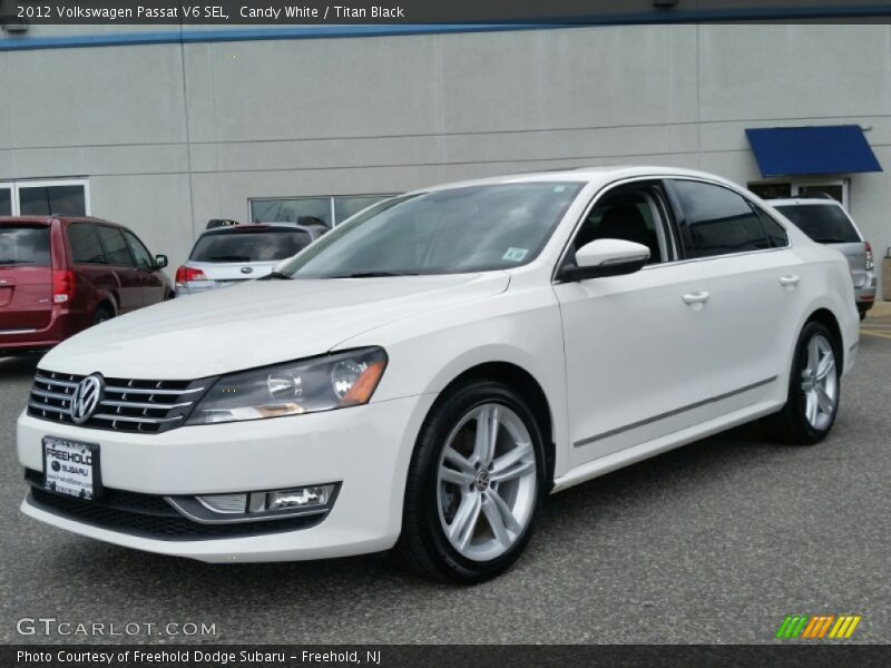 Candy White / Titan Black 2012 Volkswagen Passat V6 SEL