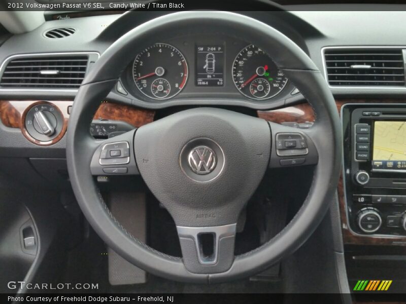 Candy White / Titan Black 2012 Volkswagen Passat V6 SEL