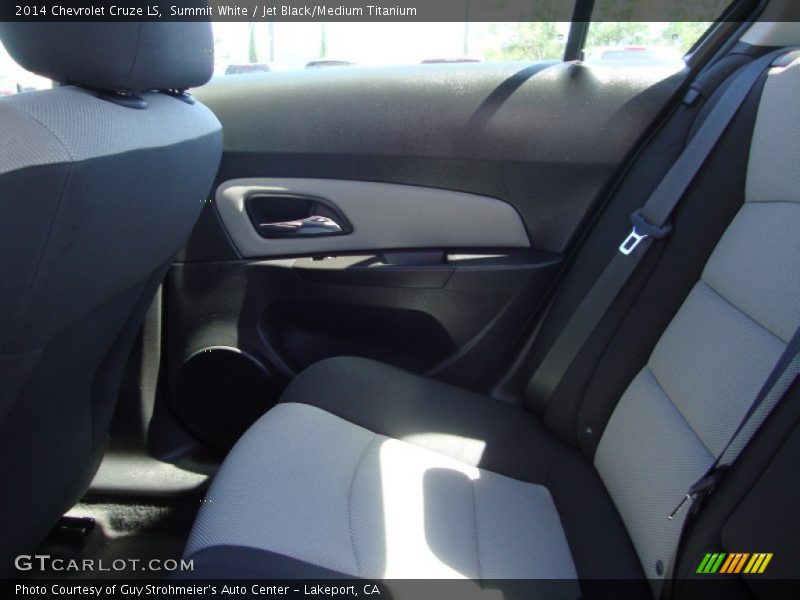 Summit White / Jet Black/Medium Titanium 2014 Chevrolet Cruze LS