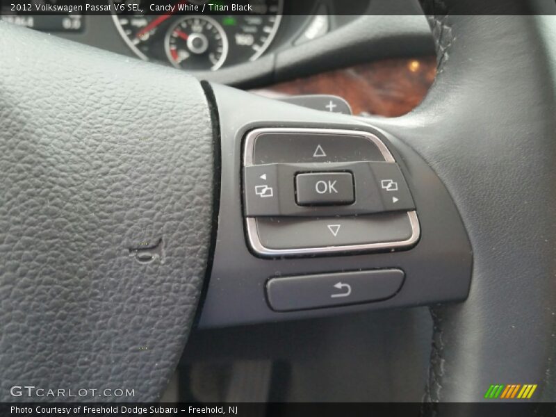 Candy White / Titan Black 2012 Volkswagen Passat V6 SEL