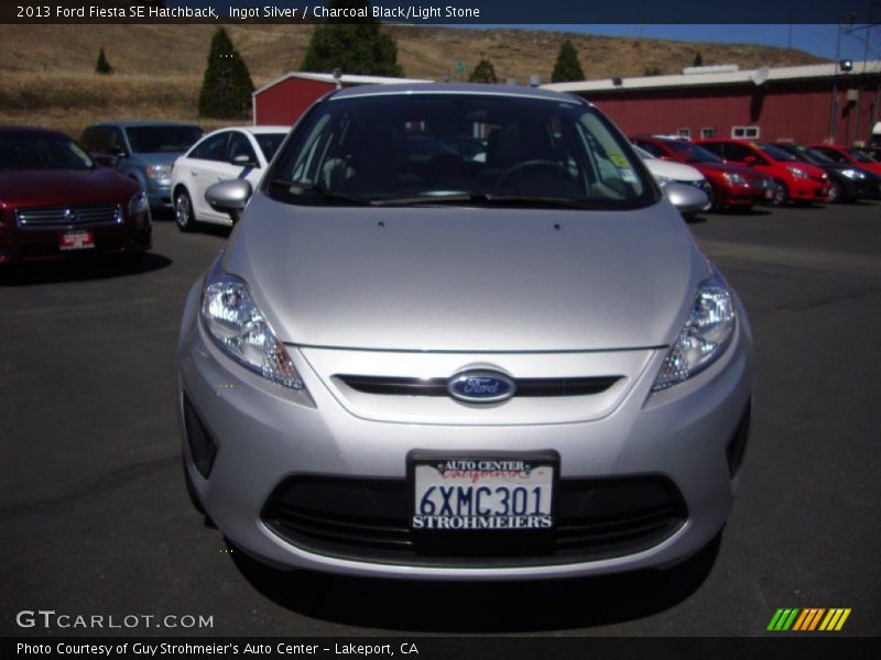 Ingot Silver / Charcoal Black/Light Stone 2013 Ford Fiesta SE Hatchback