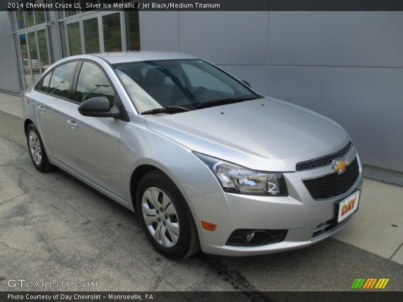 Silver Ice Metallic / Jet Black/Medium Titanium 2014 Chevrolet Cruze LS