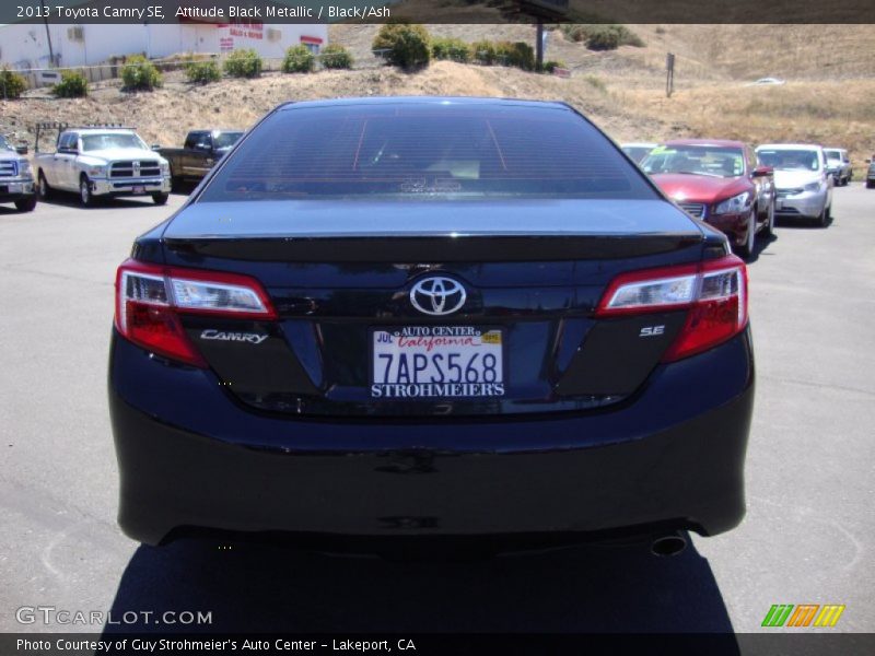 Attitude Black Metallic / Black/Ash 2013 Toyota Camry SE