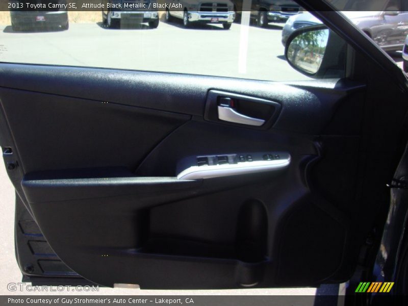 Attitude Black Metallic / Black/Ash 2013 Toyota Camry SE