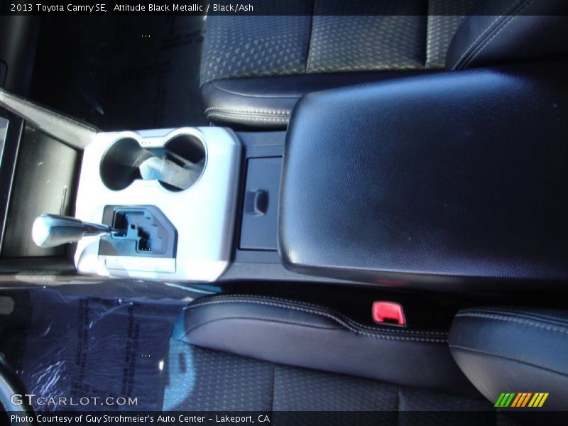 Attitude Black Metallic / Black/Ash 2013 Toyota Camry SE