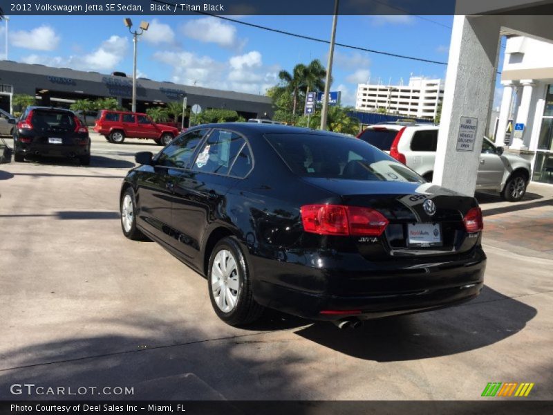 Black / Titan Black 2012 Volkswagen Jetta SE Sedan
