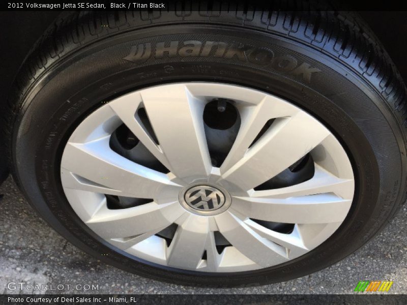 Black / Titan Black 2012 Volkswagen Jetta SE Sedan