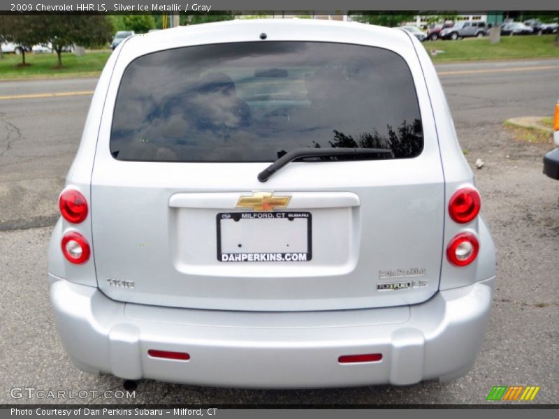 Silver Ice Metallic / Gray 2009 Chevrolet HHR LS