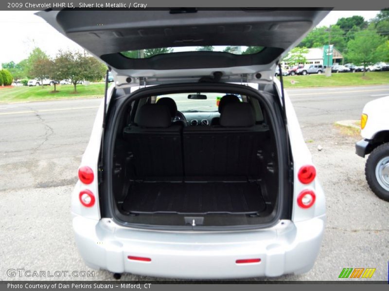 Silver Ice Metallic / Gray 2009 Chevrolet HHR LS