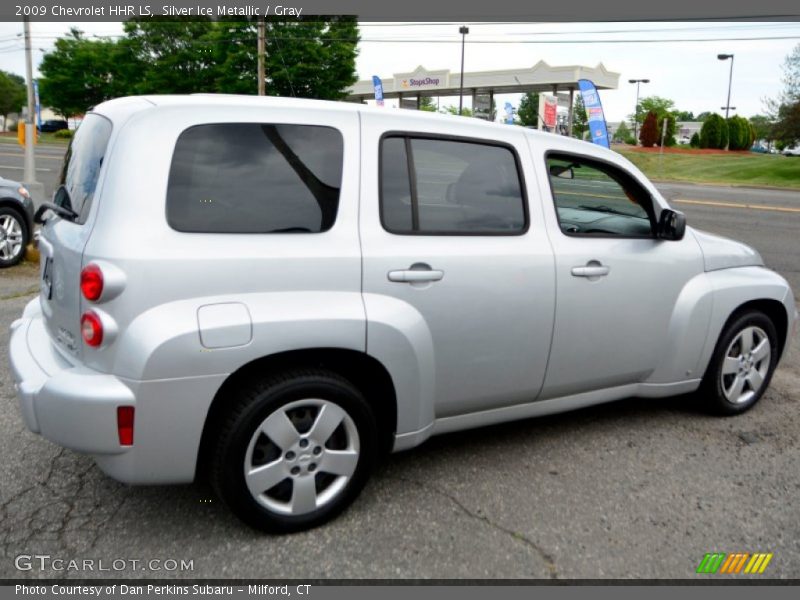 Silver Ice Metallic / Gray 2009 Chevrolet HHR LS